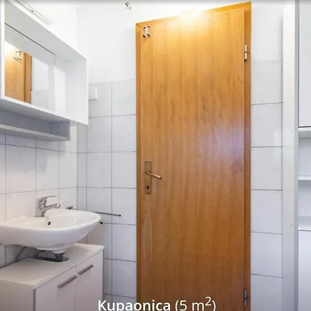 Apartmani Zaninovic Apartment